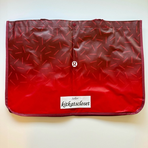 🆕 RED OMBRE 2022 HOLIDAY LIMITED EDITION lululemon reusuable shopping bags - Picture 2 of 5